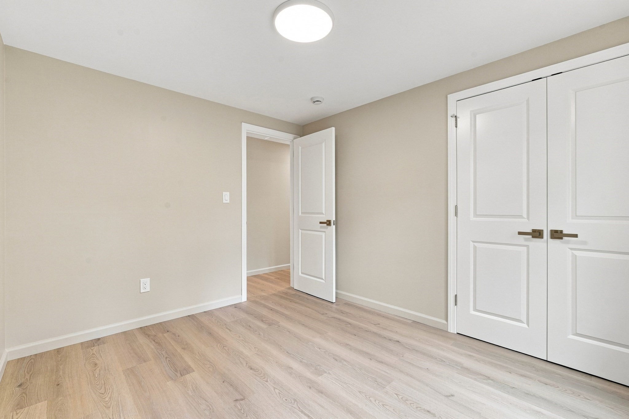 110 Mountain View St, South Hadley, MA Photo #23