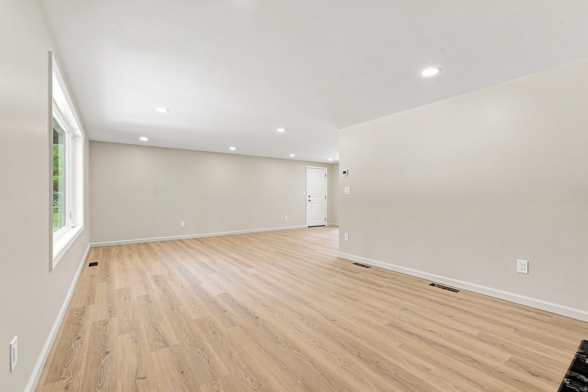 110 Mountain View St, South Hadley, MA Photo #8