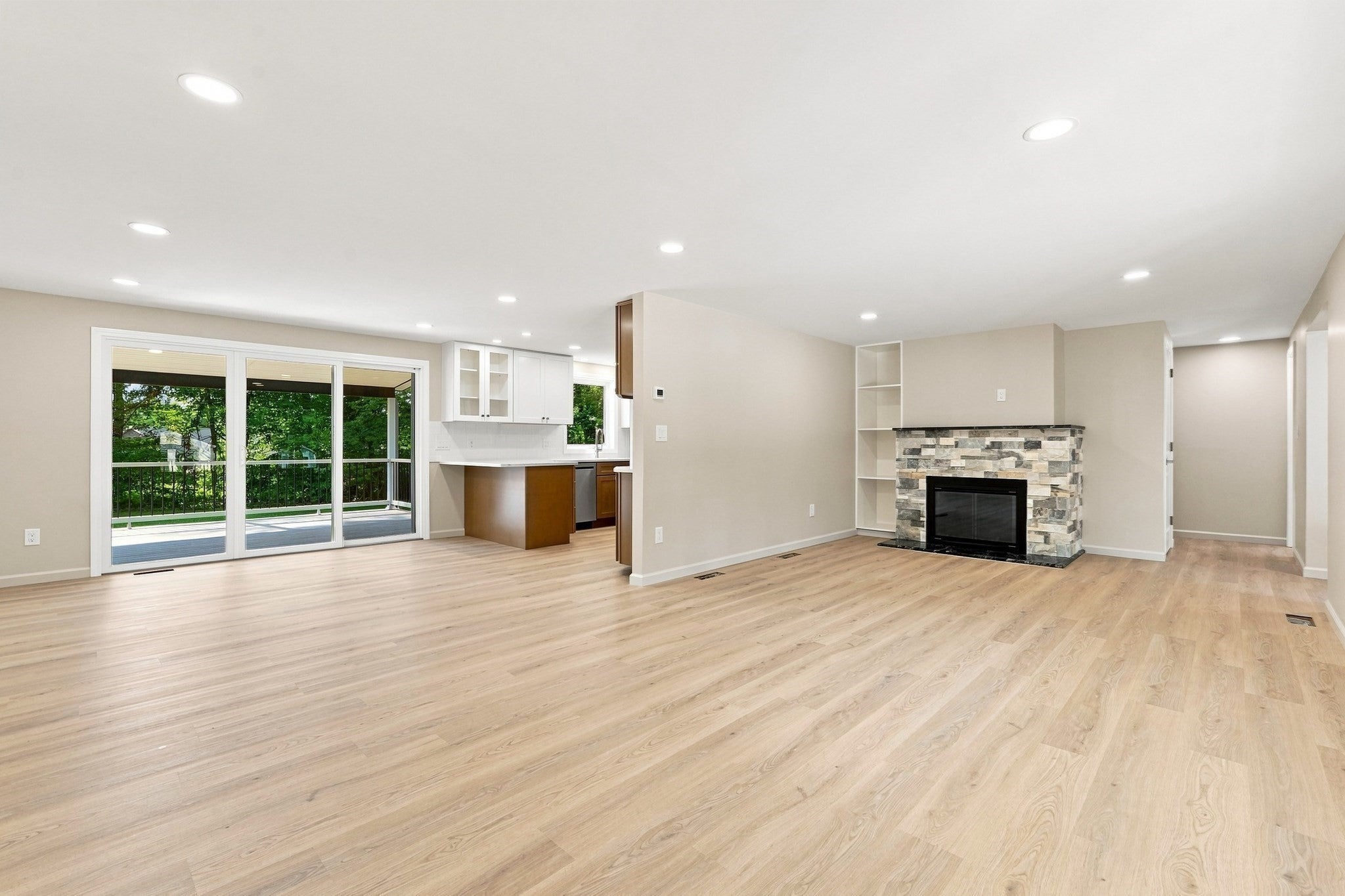 110 Mountain View St, South Hadley, MA Photo #11