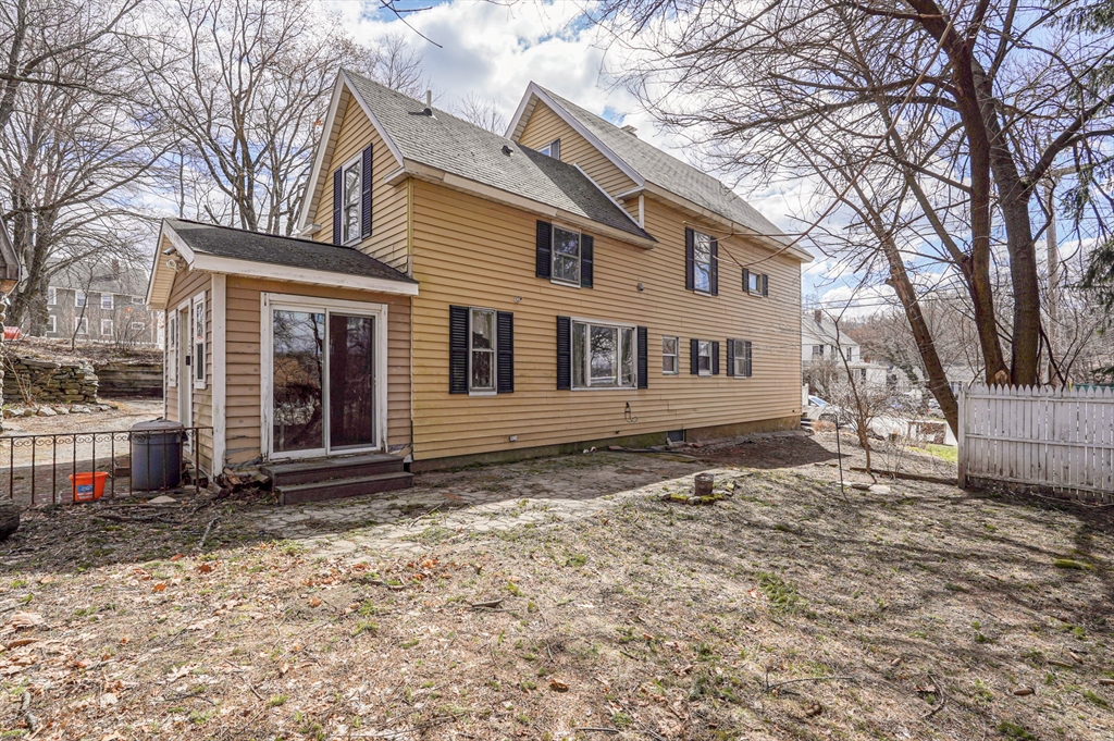 1459 Grafton Rd