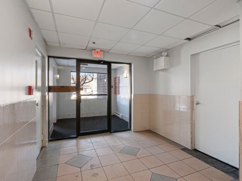 64 Foster St 403 Peabody MA 01960