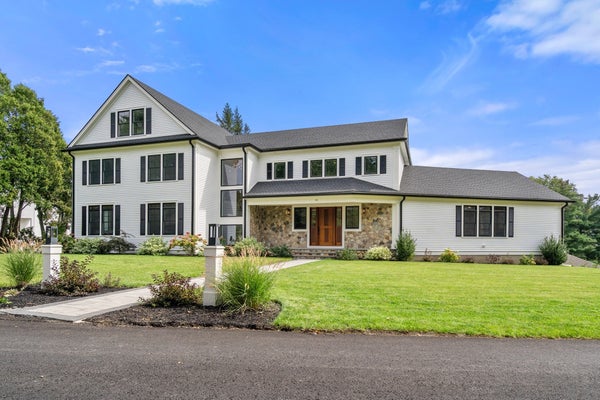 55 CRESTVIEW RD, BELMONT, MA 02478 - Image a5e2cb8a67ca141e21a3b47e25b86644/573150313