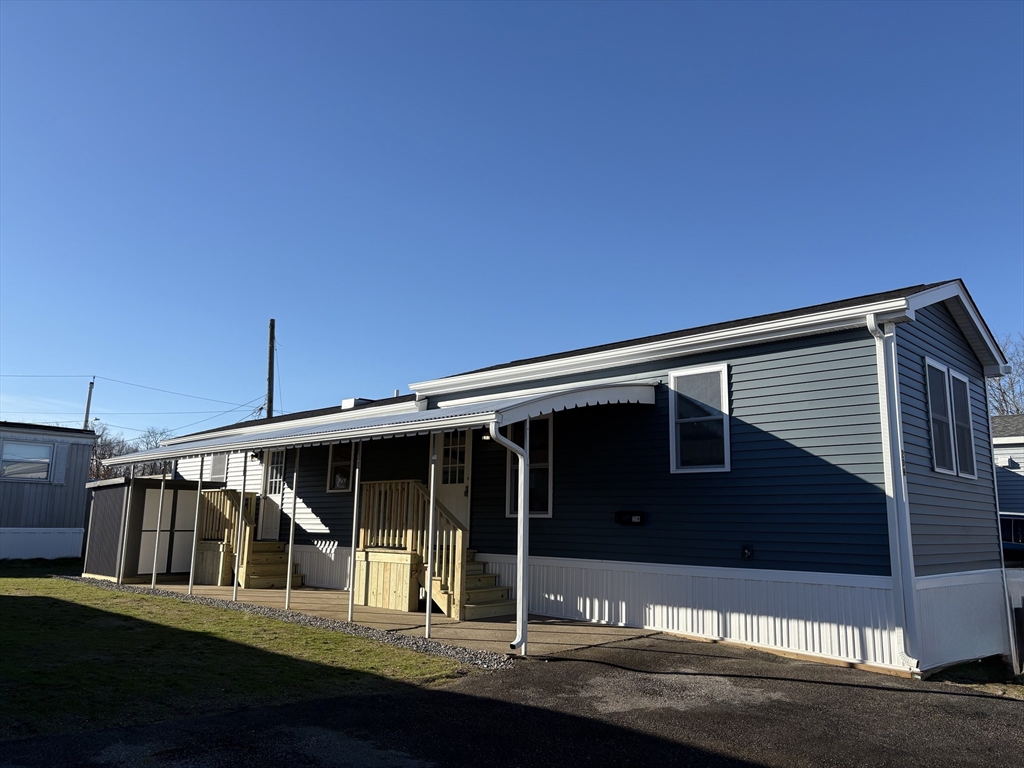 300 East Washington 20N