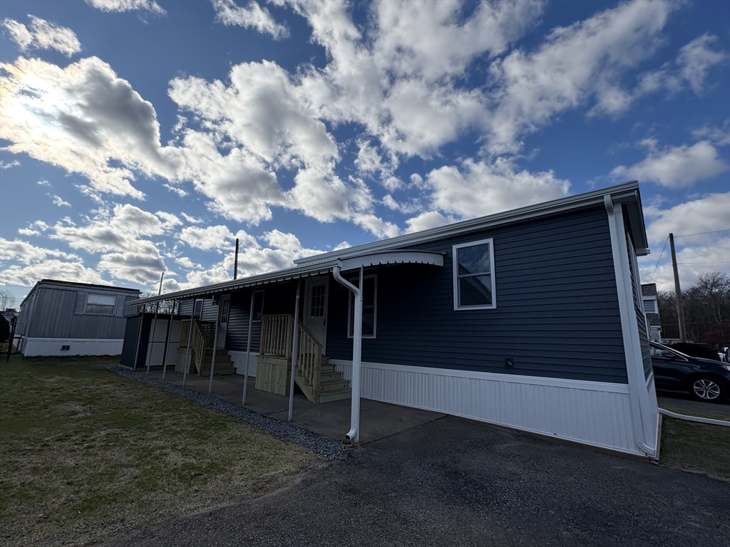 300 East Washington 20N