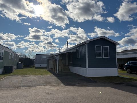 Photo of 300 East Washington St #20N, North Attleboro, MA 02760 (MLS # 73458176)