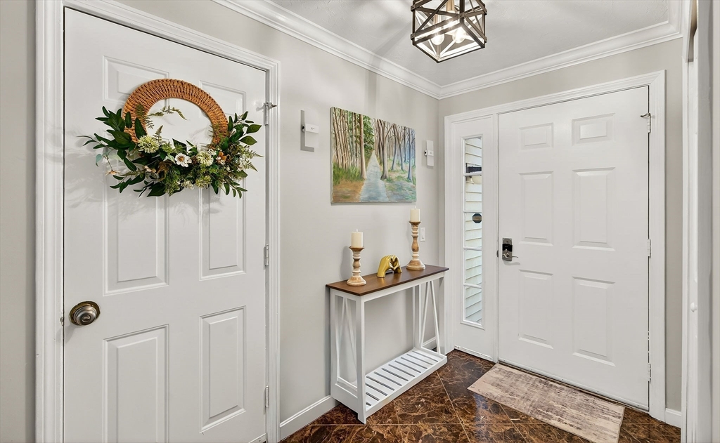 110 Ridgefield Cir C