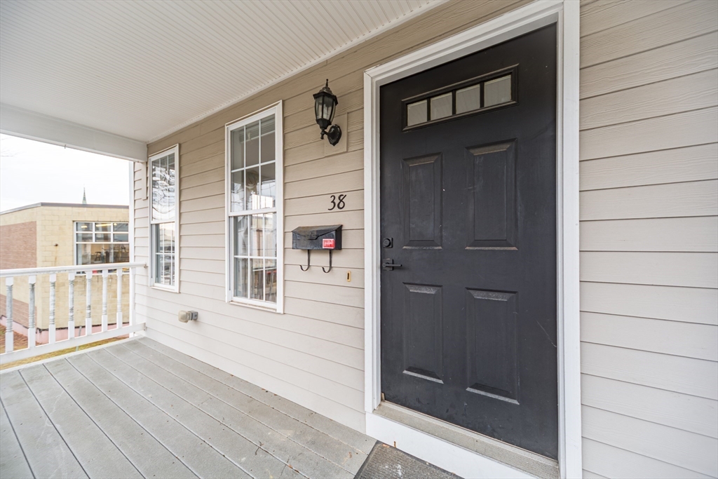 38 Washington St 38