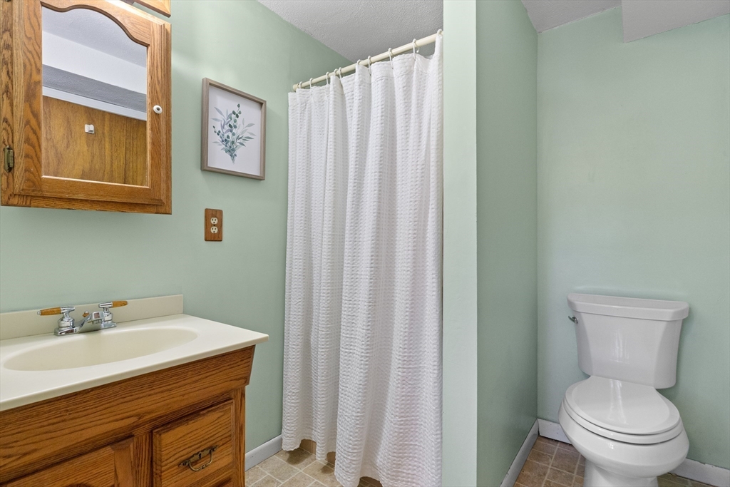 130 Farrwood Dr #130, Haverhill, MA, 130 Farrwood Dr #130, Haverhill, MA Photo #29