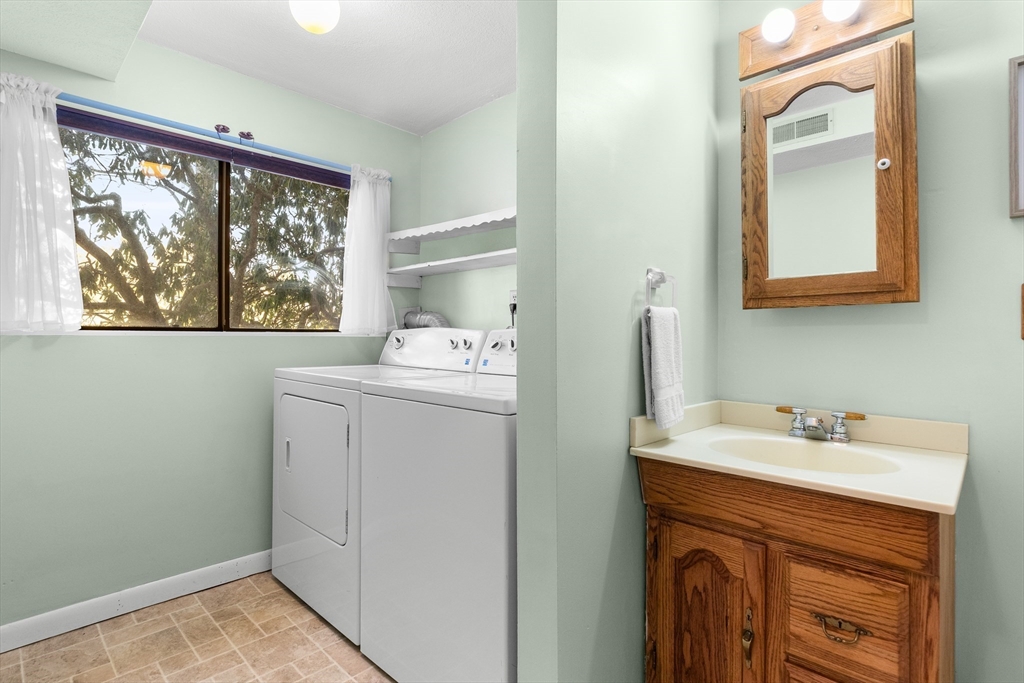 130 Farrwood Dr #130, Haverhill, MA, 130 Farrwood Dr #130, Haverhill, MA Photo #30