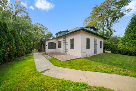 1423 Longmeadow St Longmeadow MA 01106