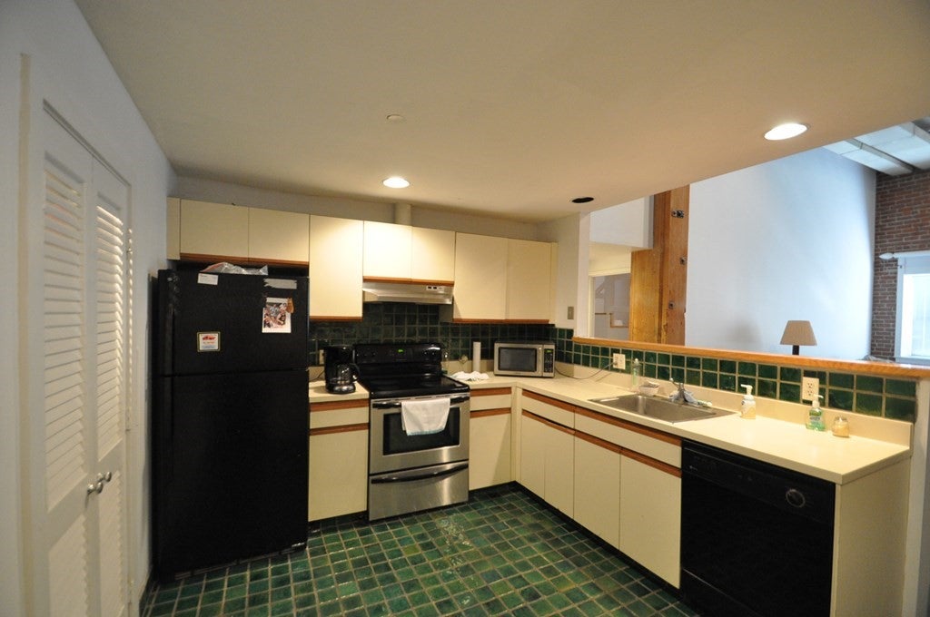 15 Sleeper St #104, Boston, MA, 15 Sleeper St #104, Boston, MA Photo #4