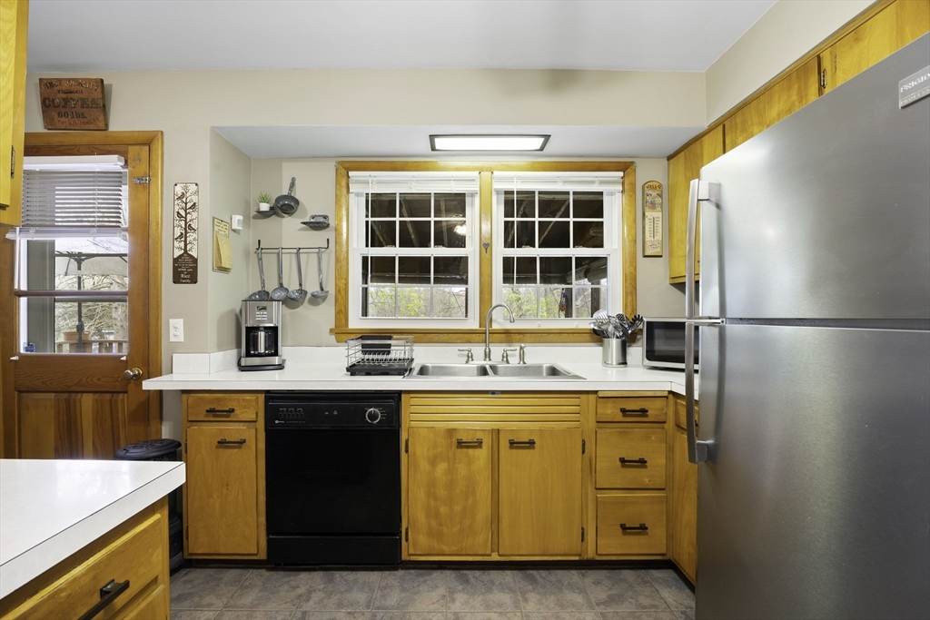 734 River St, Palmer, MA Photo #12