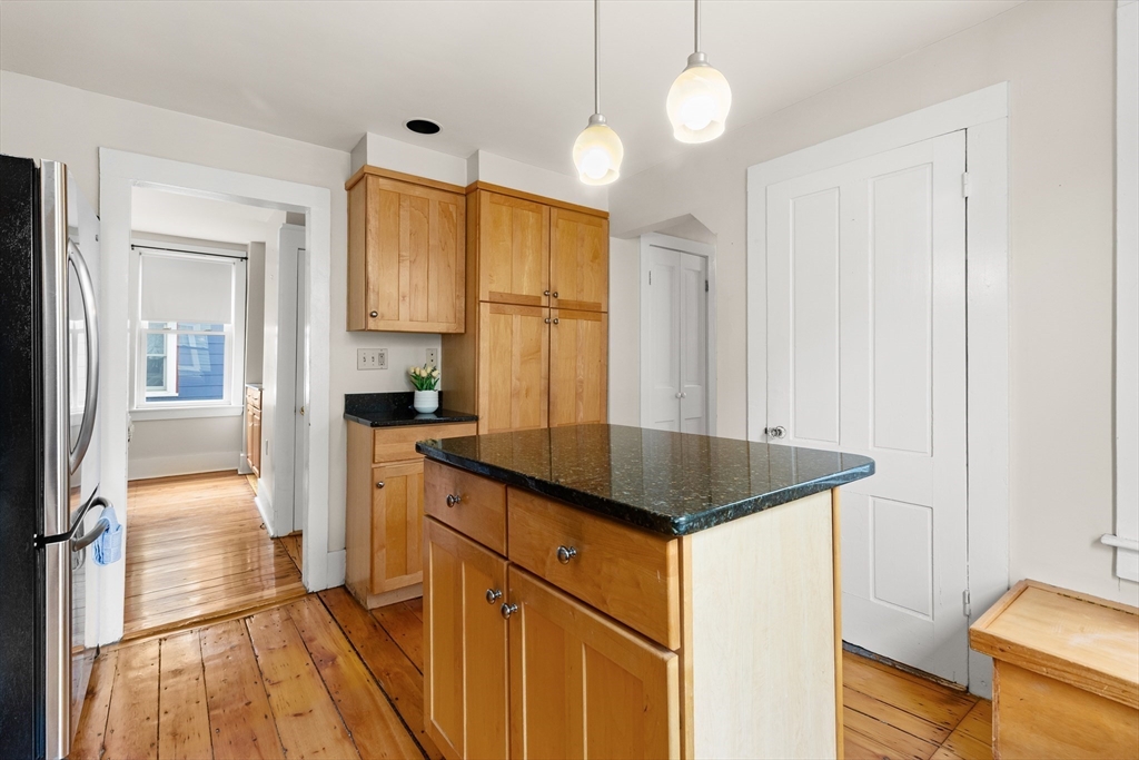 6 Elmwood Rd