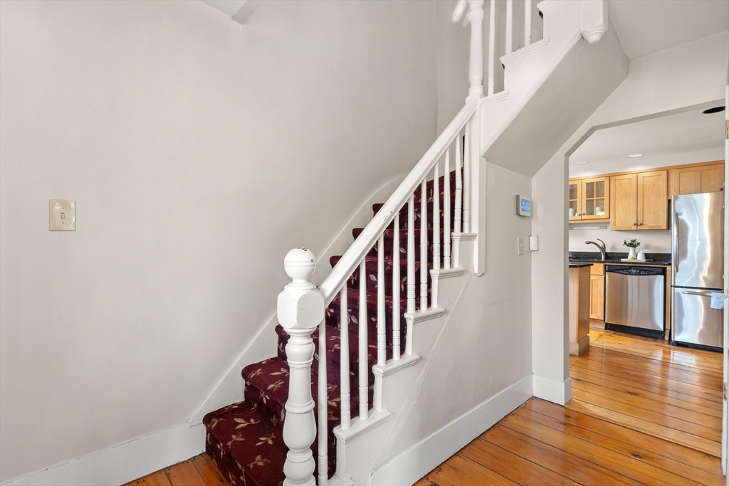 6 Elmwood Rd