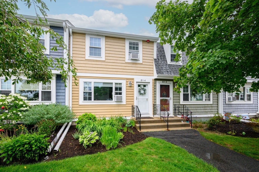 4 Lydon Lane #B1-4, Halifax, MA Photo #2