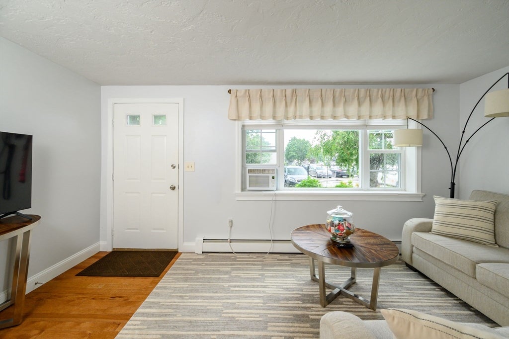 4 Lydon Lane #B1-4, Halifax, MA Photo #5