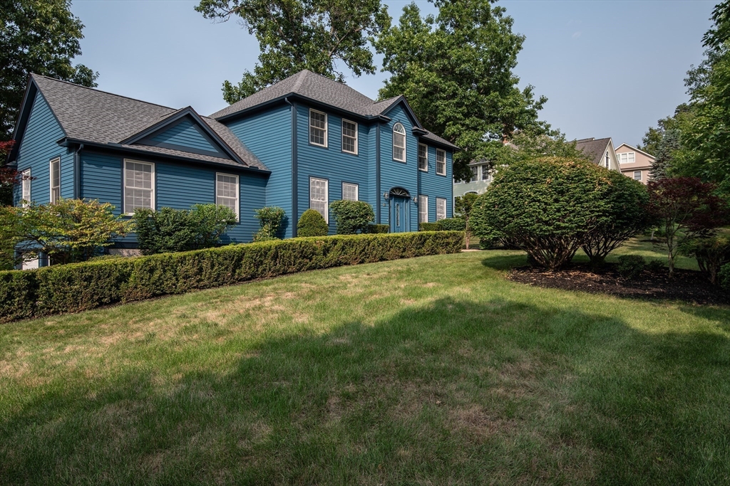 23 Summerfield Rd