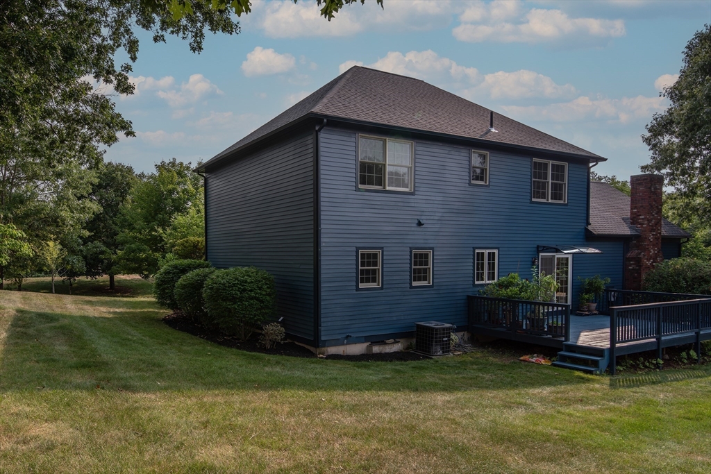 23 Summerfield Rd