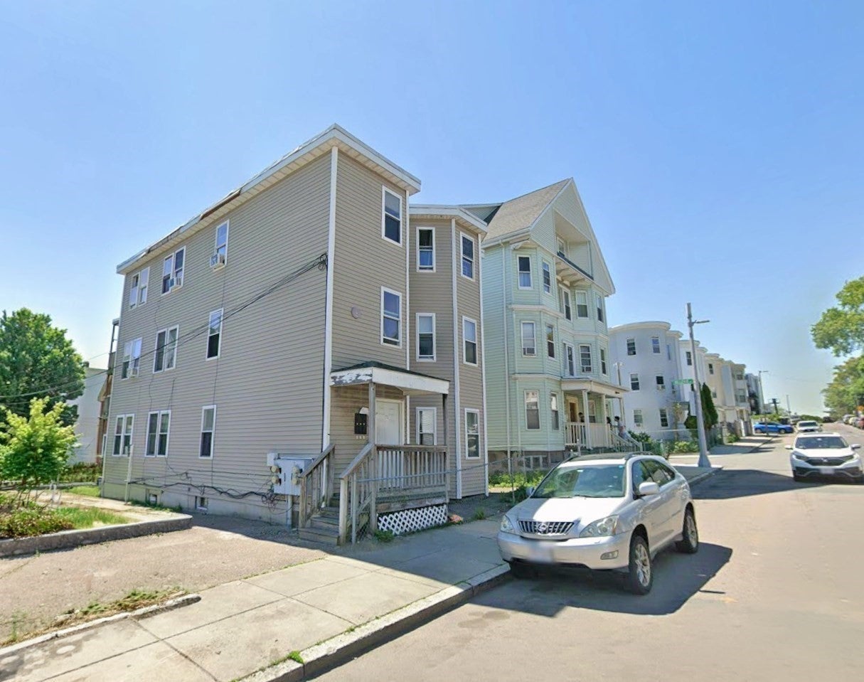 73 Hamilton St, Boston, MA Photo #3