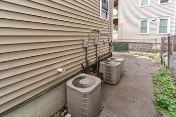 73 Hamilton St, Boston, MA Photo #9