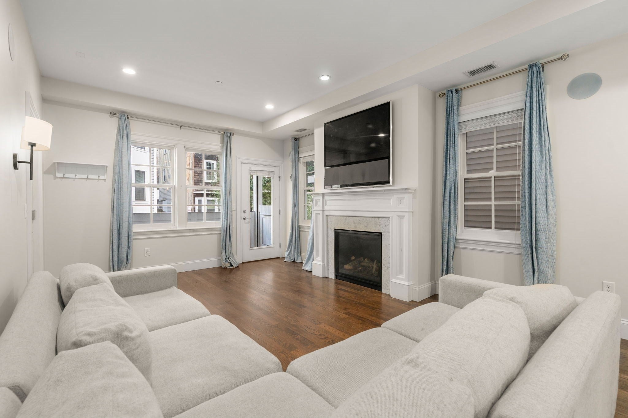 25 Mercer St 1