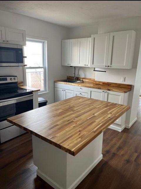 Photo of 26 Edgeworth St #1, Worcester, MA 01605 (MLS # 73500064)