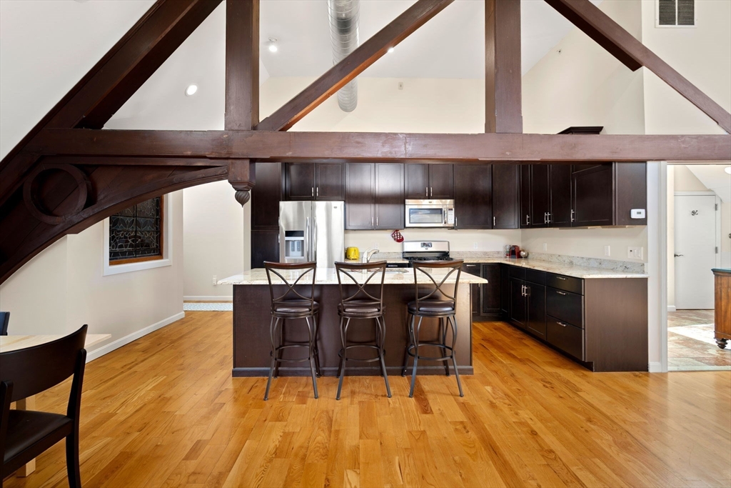 143 Burrill Street 301