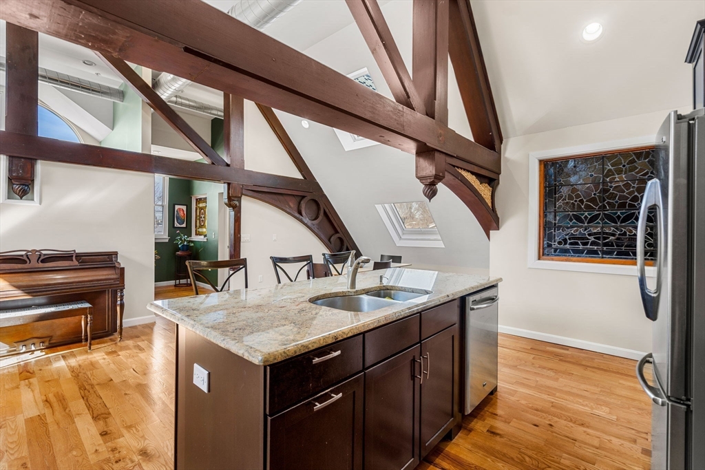 143 Burrill Street 301