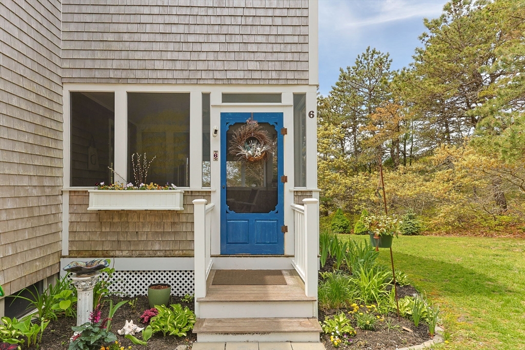 6 Short Lots Lane