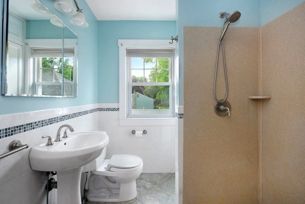 10 Brook St, Ayer, MA Photo #15