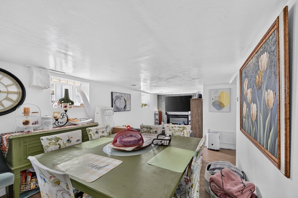 216 Cedar Street, New Bedford, MA Photo #18