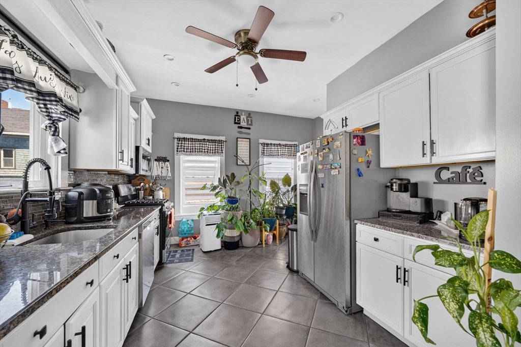 216 Cedar Street, New Bedford, MA Photo #11