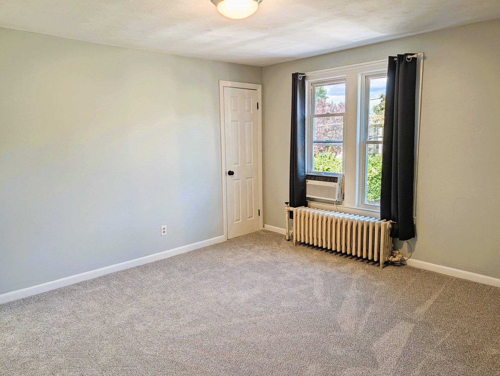 27 South Street, South Hadley, MA Photo #17
