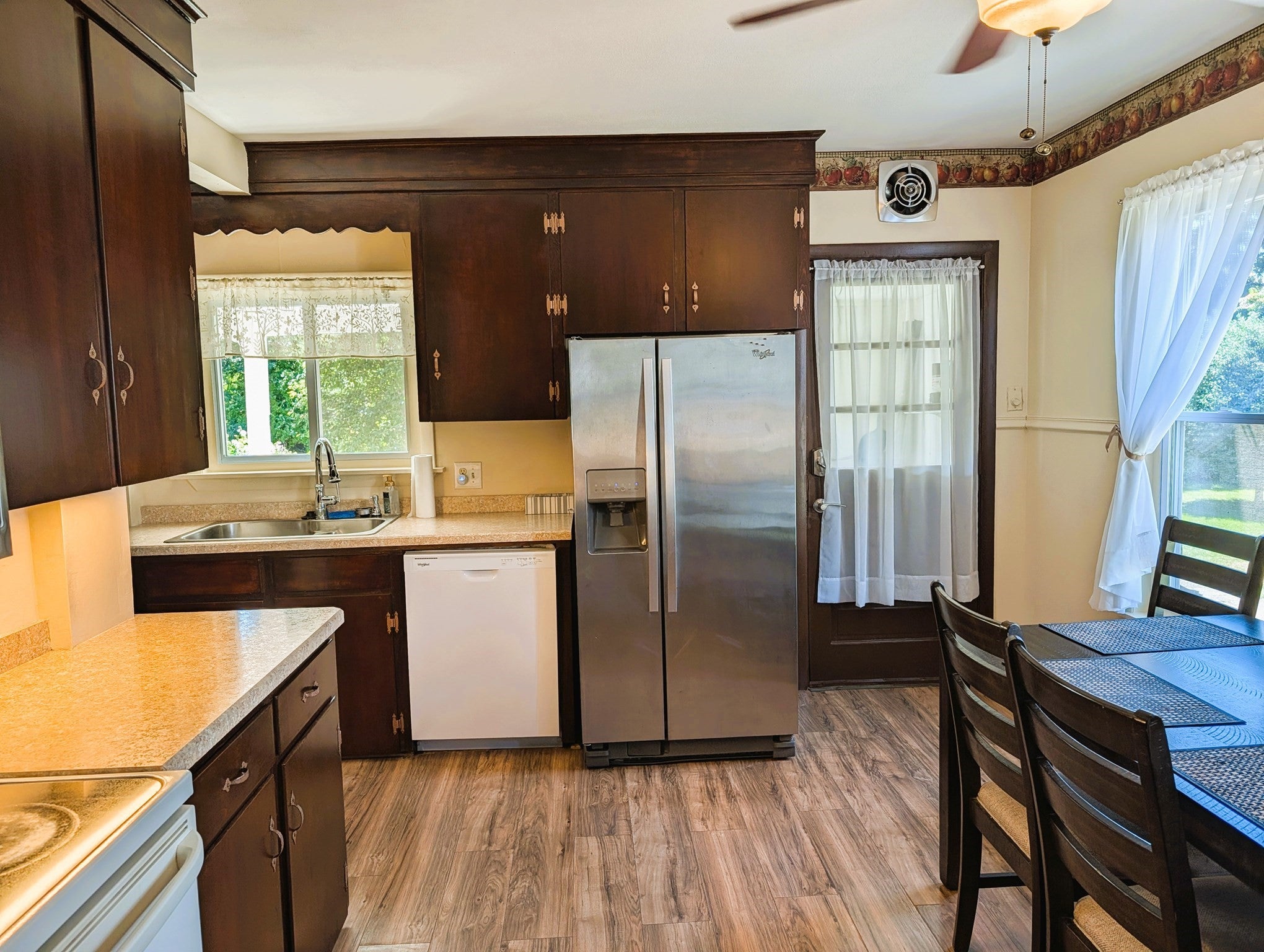 27 South Street, South Hadley, MA Photo #8