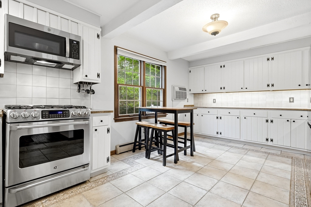 591 Kennedy Road, Northampton, MA, 591 Kennedy Road, Northampton, MA Photo #11