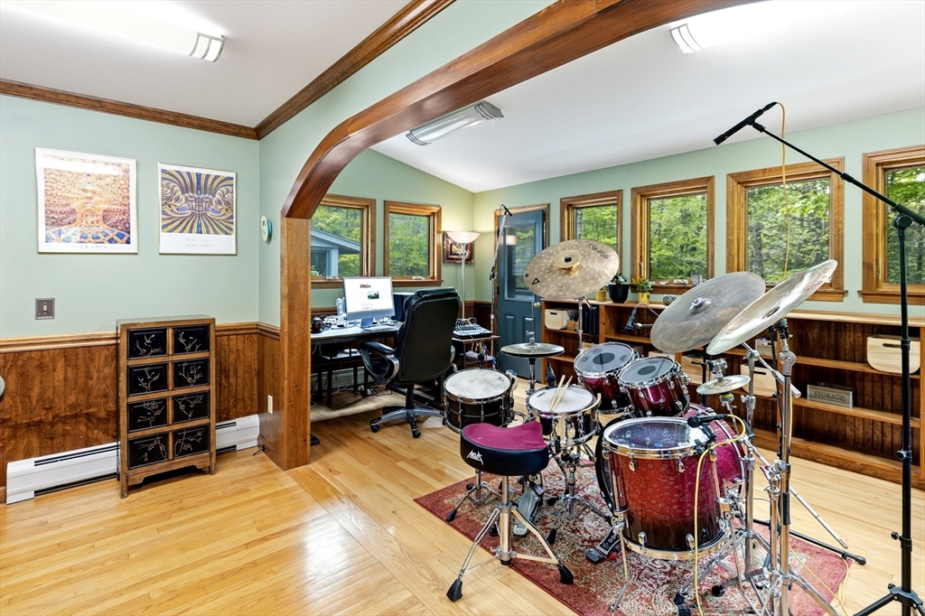 591 Kennedy Road, Northampton, MA, 591 Kennedy Road, Northampton, MA Photo #24