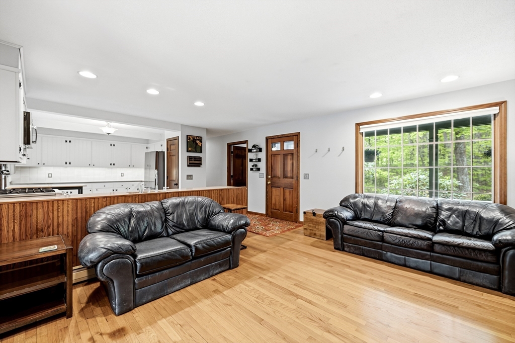 591 Kennedy Road, Northampton, MA, 591 Kennedy Road, Northampton, MA Photo #9