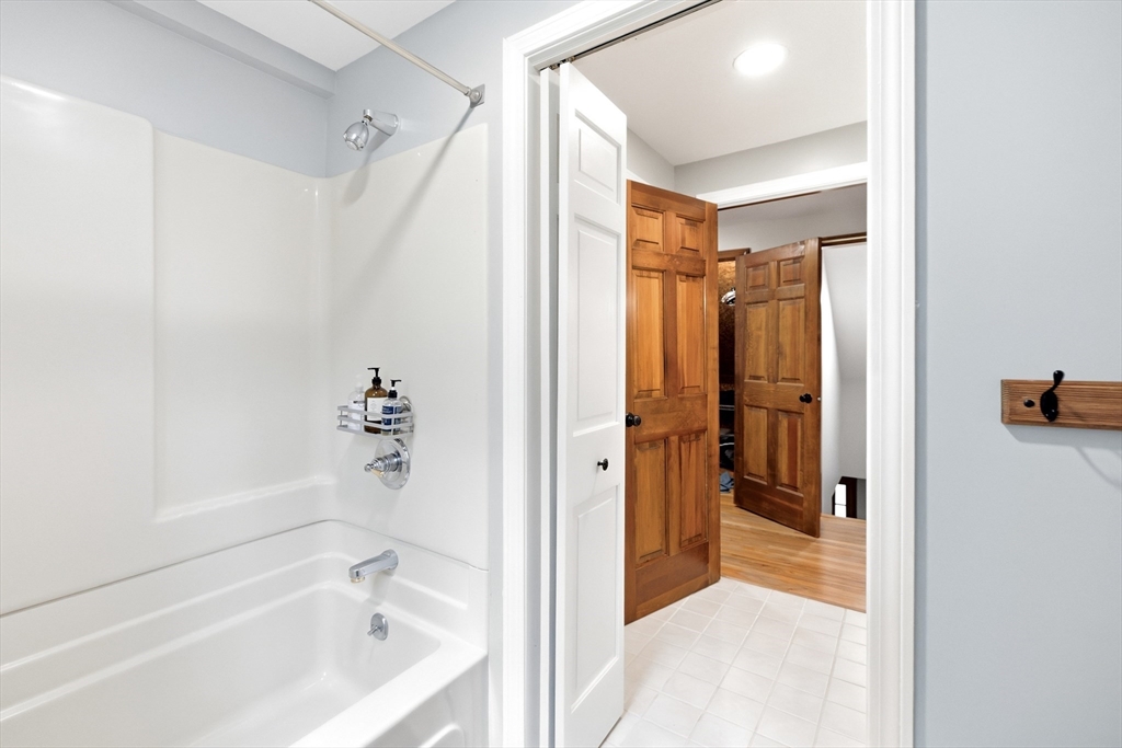 591 Kennedy Road, Northampton, MA, 591 Kennedy Road, Northampton, MA Photo #31