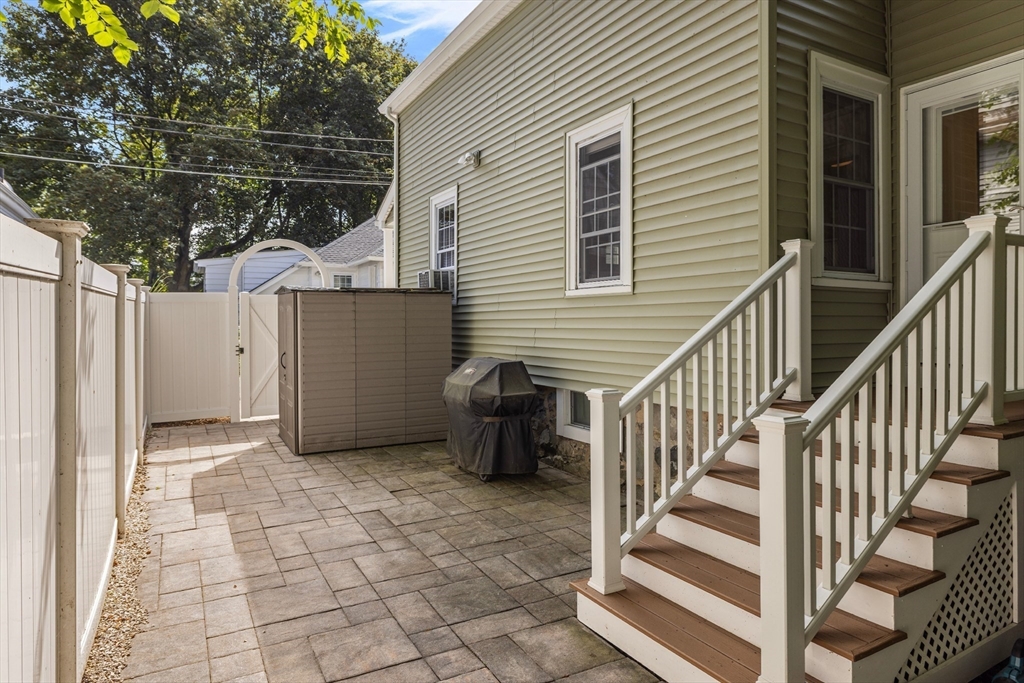 4 Webster Court
