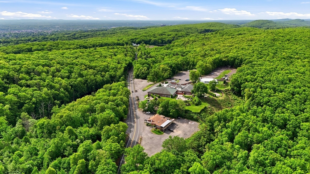 100 Mountain Rd