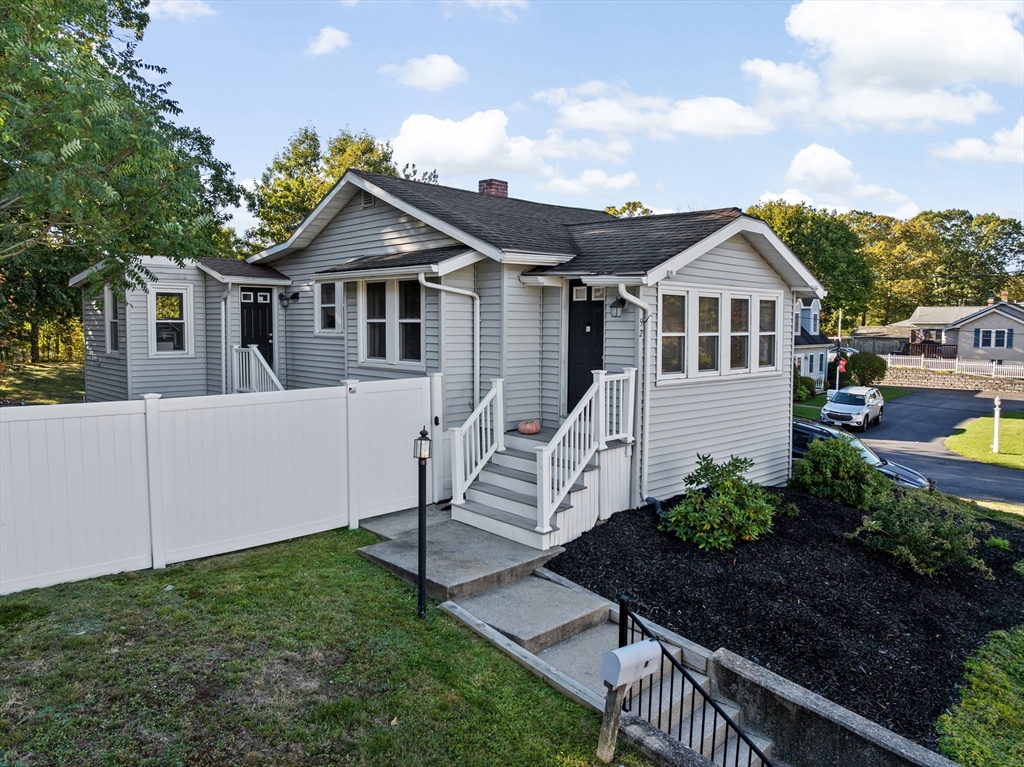 52 Circuit Ave