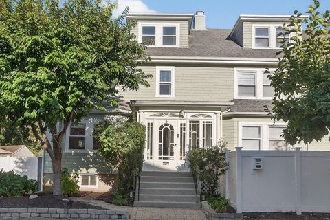 Photo of 3 Glenmore Terrace #2, Newton, MA 02461 (MLS # 73439814)