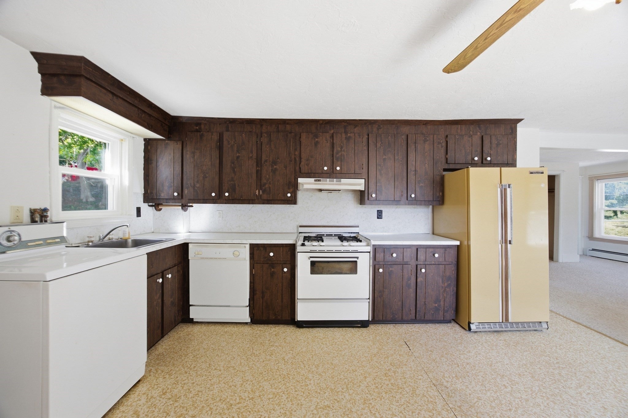 18 Oak St, Plymouth, MA Photo #19