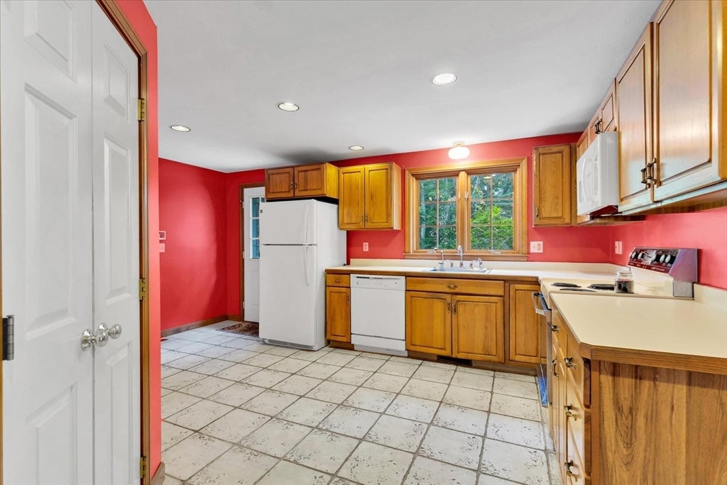 4 Woodspring Farm Ln, Sandwich, MA, 4 Woodspring Farm Ln, Sandwich, MA Photo #10
