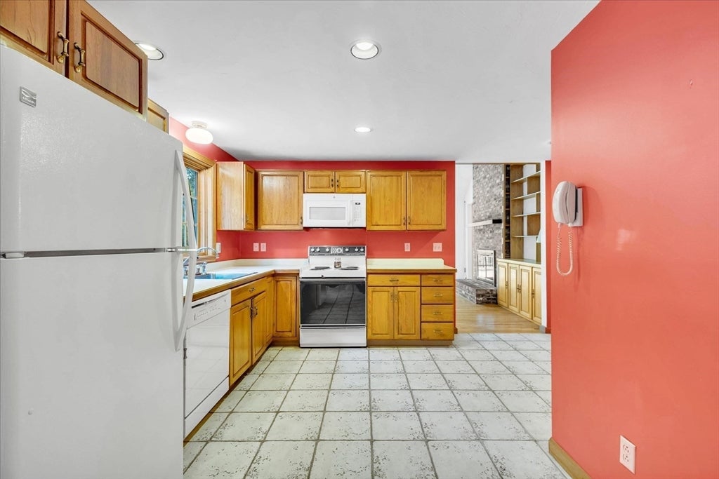 4 Woodspring Farm Ln, Sandwich, MA, 4 Woodspring Farm Ln, Sandwich, MA Photo #11