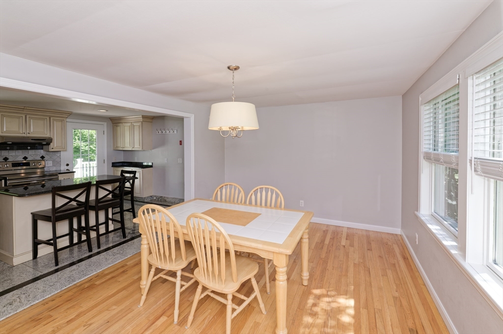 24 Woodland Rd