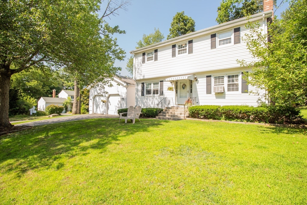 76 Hillside Dr