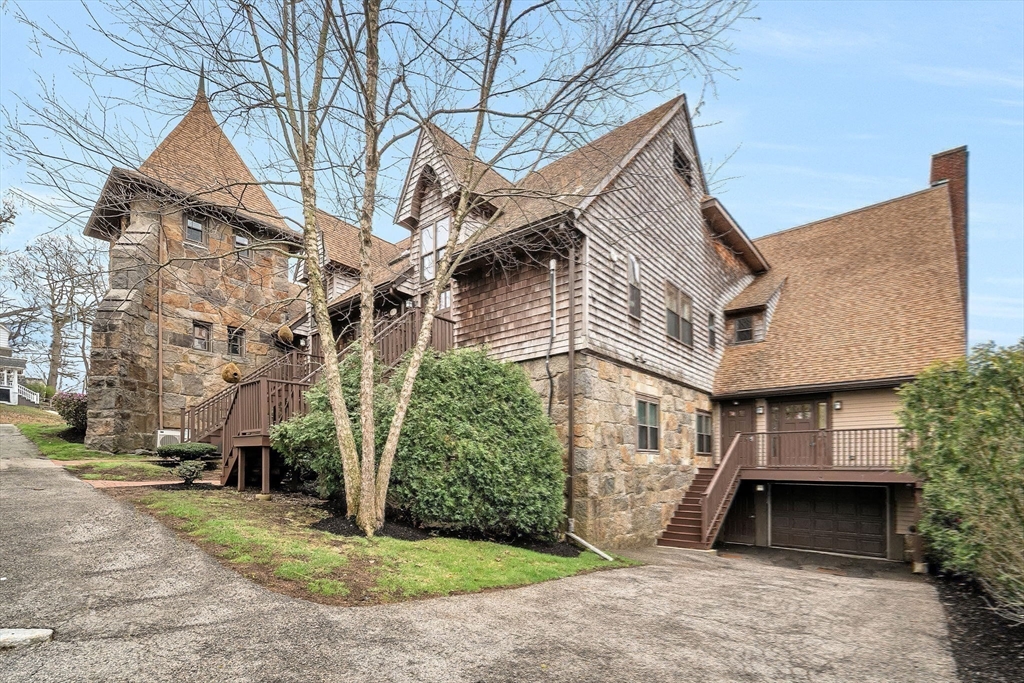 157 Beale Street 6
