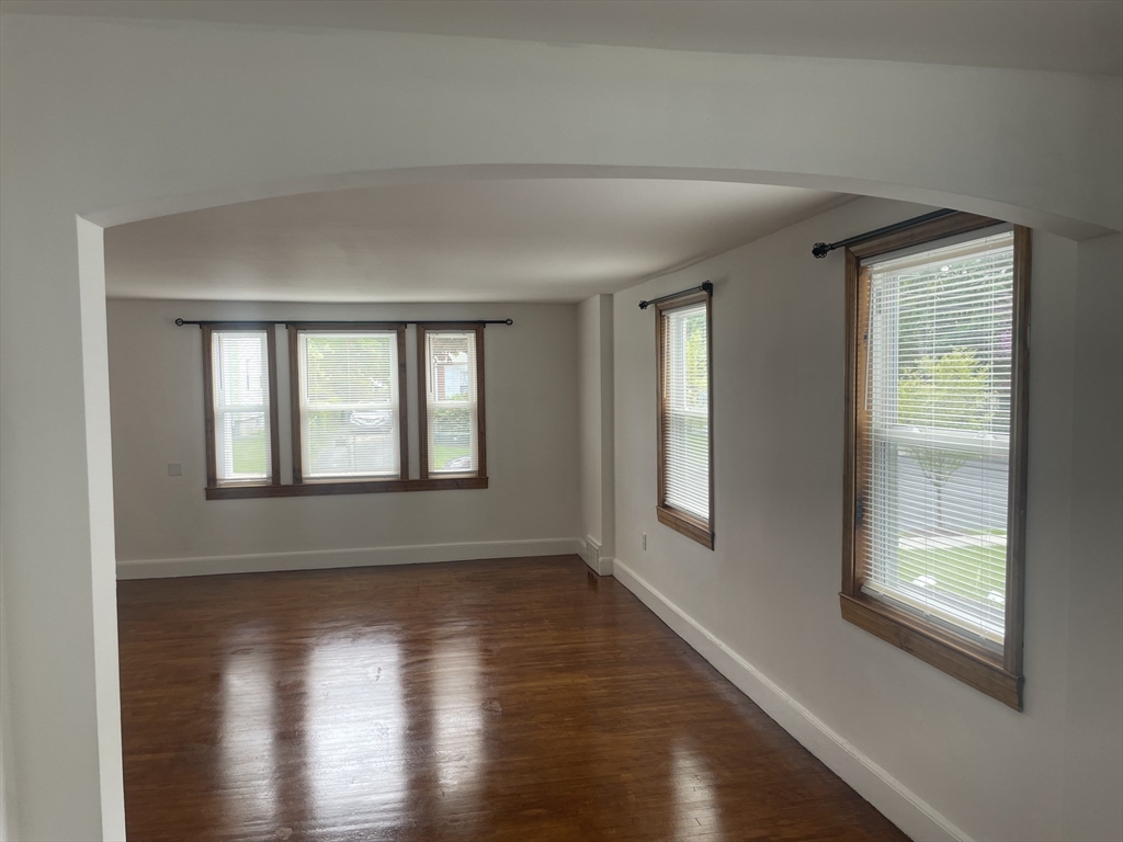 80 Gladeside AVE #1, Boston, MA Photo #5