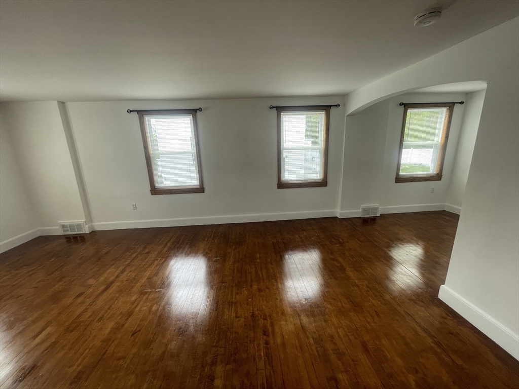 80 Gladeside AVE #1, Boston, MA Photo #8